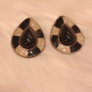 Vintage clip-on earrings